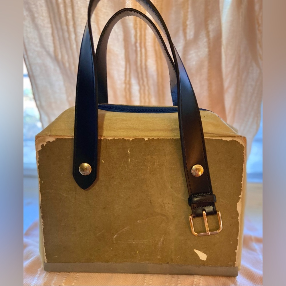 Unique "Book Bag" - Picture 2 of 3